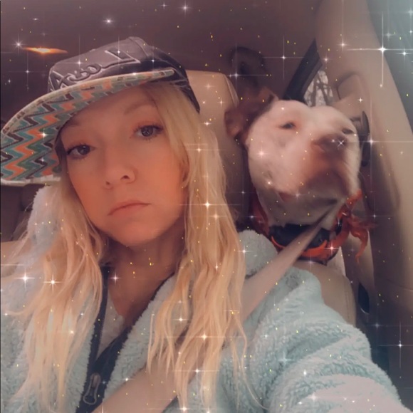 Meet your Posher, Kimberly - Picture 7 of 16